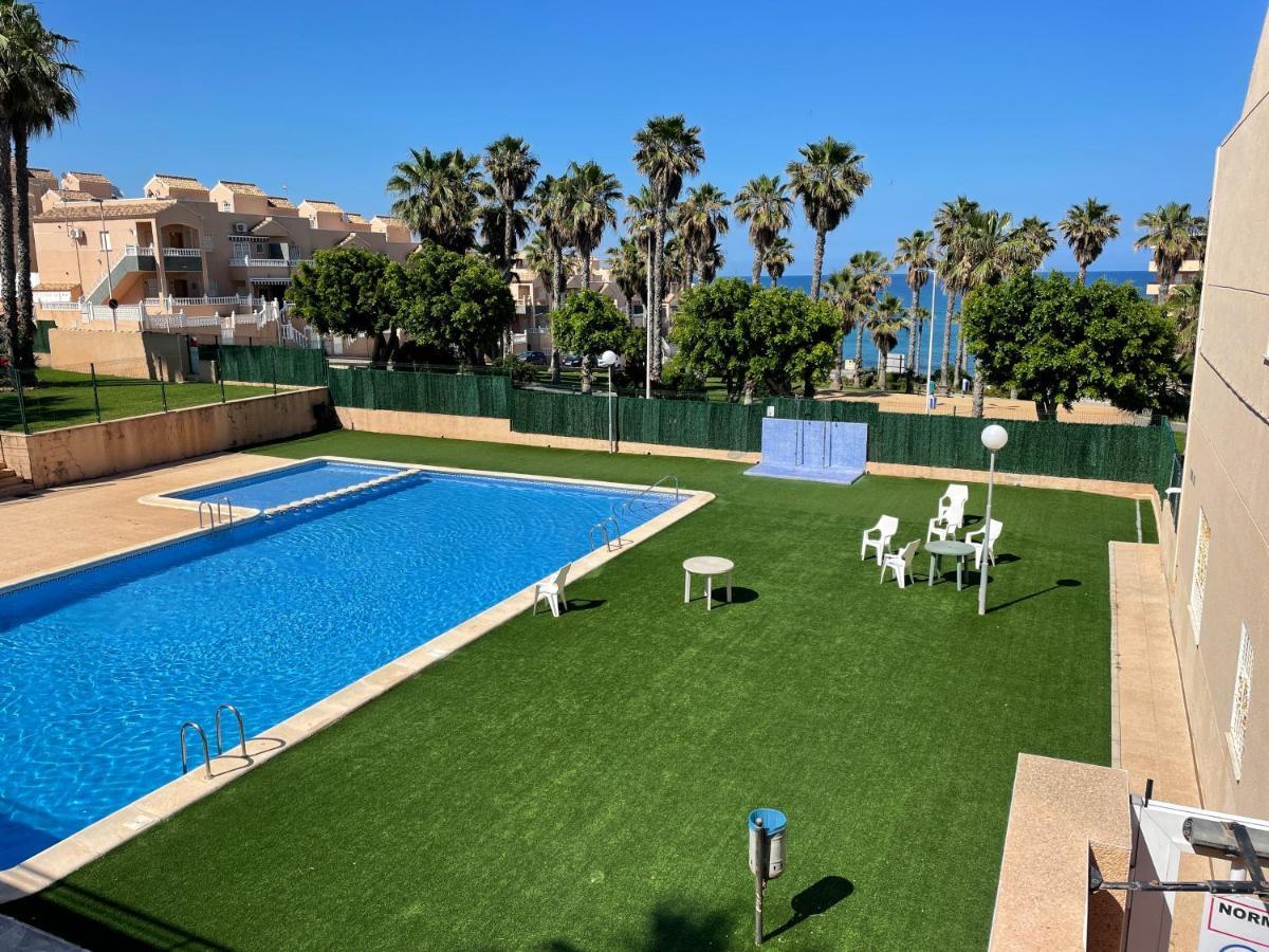 Casa Alexandra - Cosy 2Bedroom Duplex Torrevieja Eksteriør billede