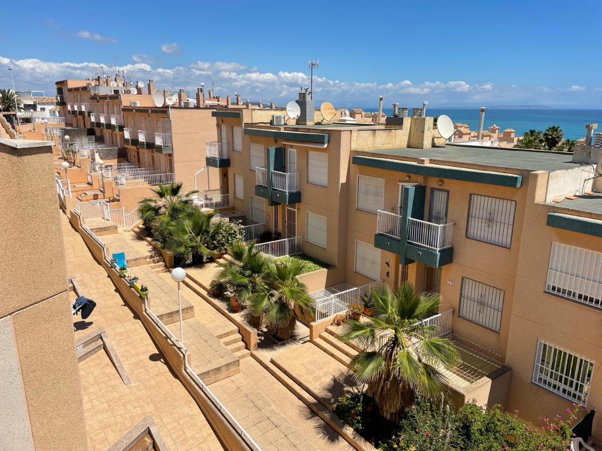 Casa Alexandra - Cosy 2Bedroom Duplex Torrevieja Eksteriør billede